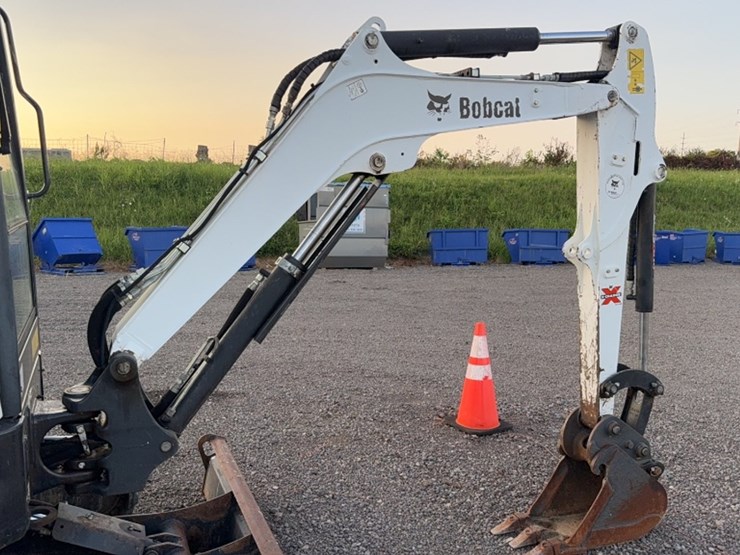 bobcat-e26-image-5