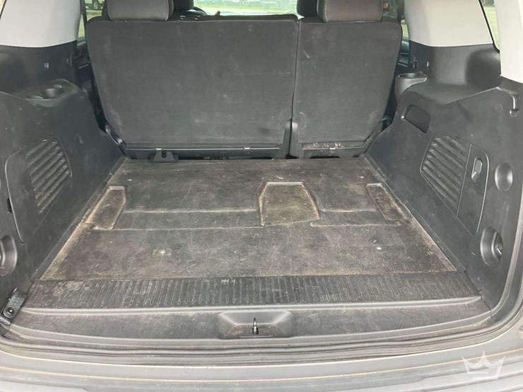 2018-chevrolet-tahoe-image-36
