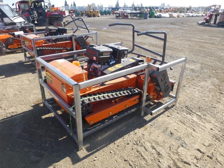 tpm-rn1000-r/c-flail-mower-image-3
