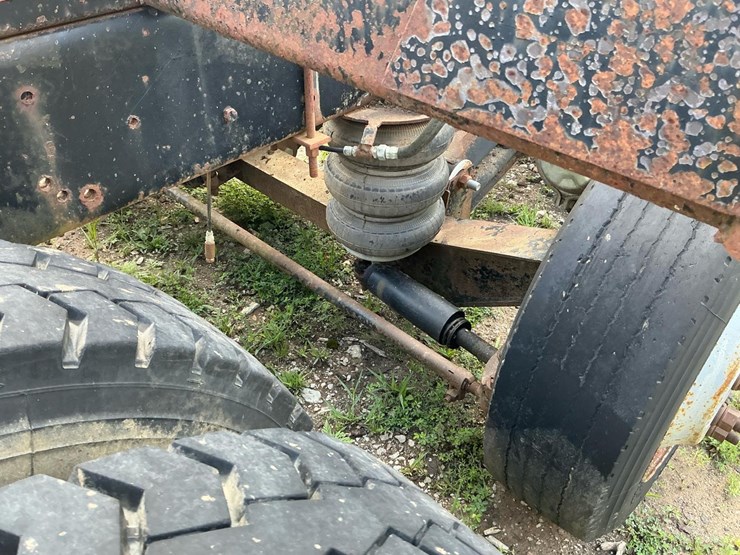 1994-mack-rd688s-image-52
