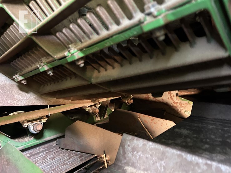 2007-john-deere-9760-sts-image-39