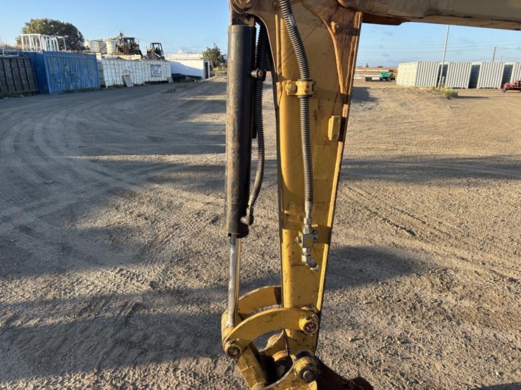 2007-caterpillar-303c-cr-image-14