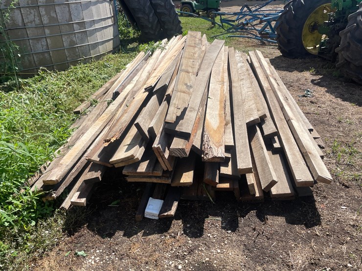 #4683-•-assortment-of-lumber-image-7