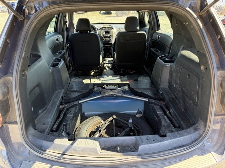 2018-ford-explorer-image-19