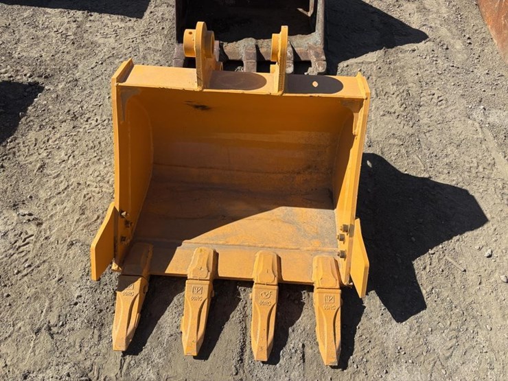 caterpillar-303-image-5