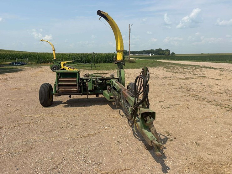 john-deere-3800-image-2