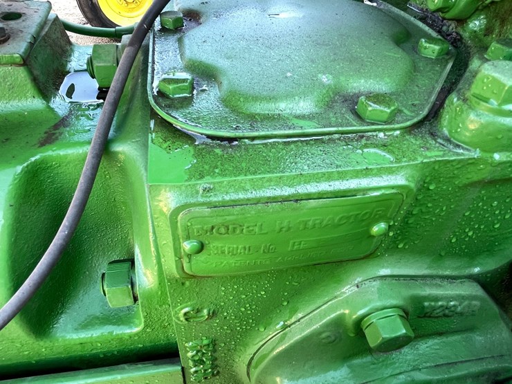 john-deere-h-image-35