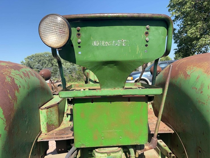 john-deere-70-image-74