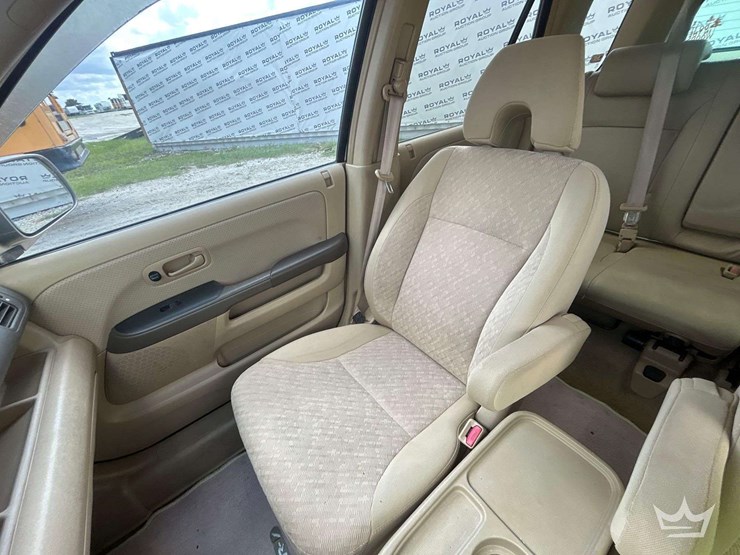 2005-honda-crv-image-14