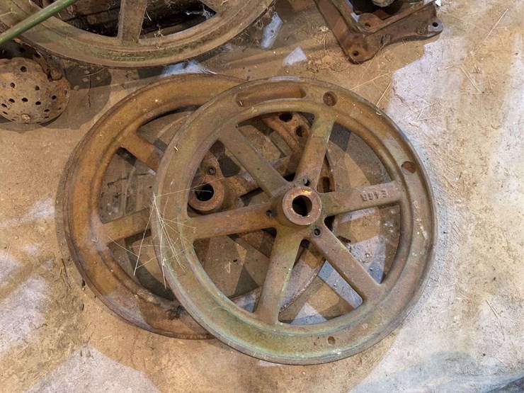 john-deere-112-image-11
