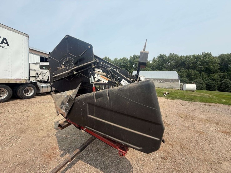 2003-model-1020-bean-head,-30’-fore-and-aft,-full-poly-underneath,-double-drive-image-11