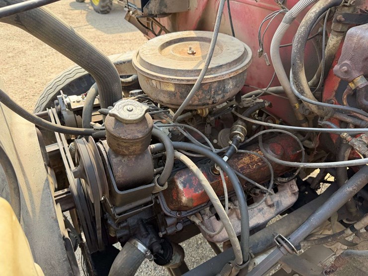 1979-ihc-1700-single-axle-grain-truck,-15’-steel-box-with-622-schwarts-hoist,-steel-floor,-136k-mile-image-45