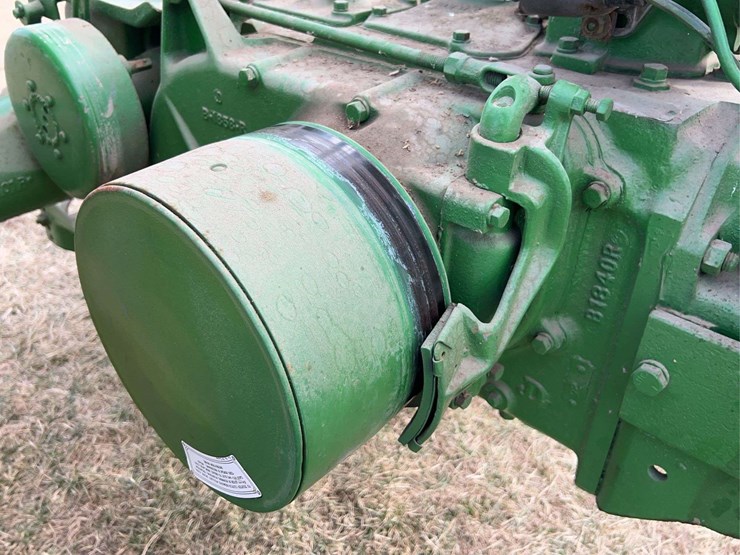 john-deere-model-b-image-25