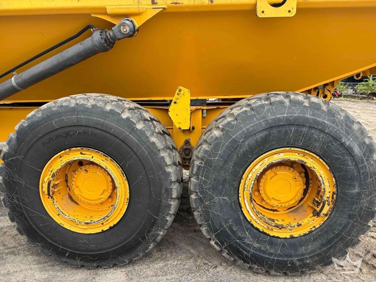 2020-volvo-a25g-image-7