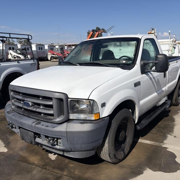 2004 FORD F350 XL
