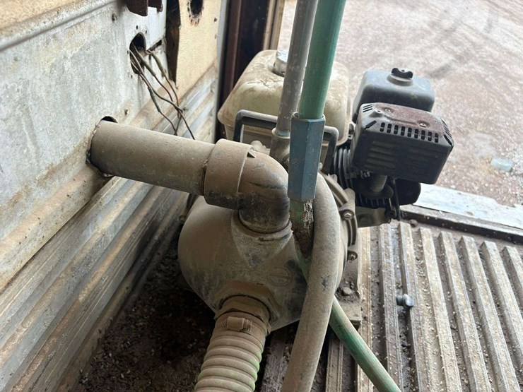 1991-utility-45'-image-24