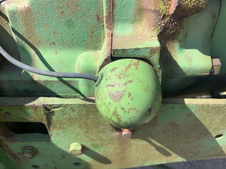 john-deere-720-image-40