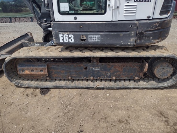 bobcat-e63-image-27