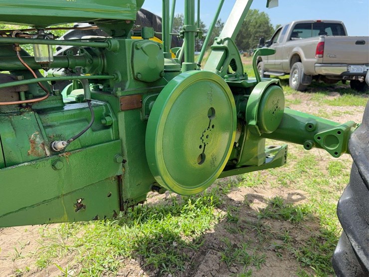 john-deere-model-b-image-30