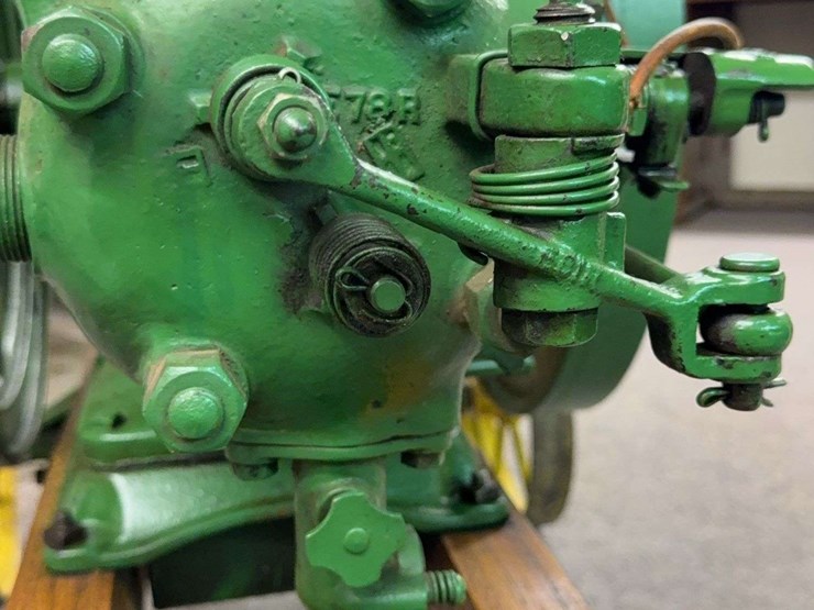 john-deere-3-horse-hit-and-miss-engine-with-cart-image-19
