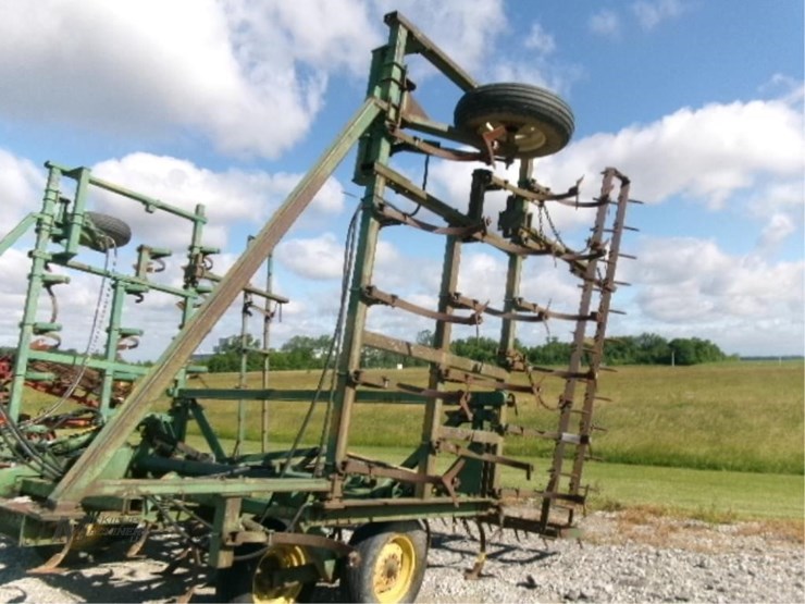 john-deere-1000-image-13