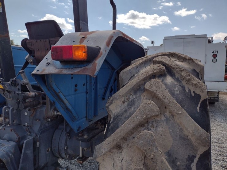 new-holland-tl90-image-24