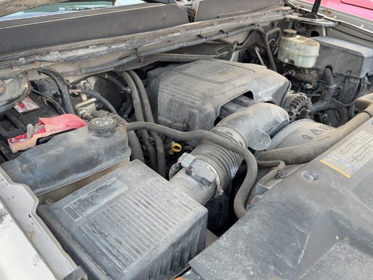 2009-chevrolet-2500-image-24