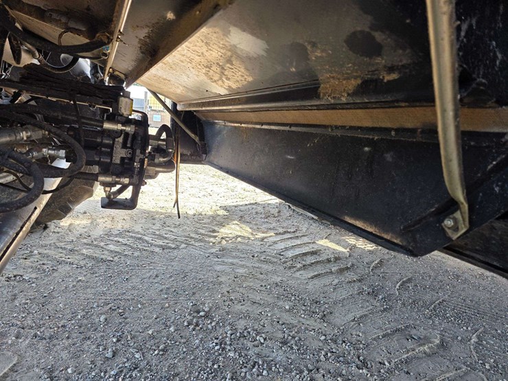 2013-case-ih-8230-image-80