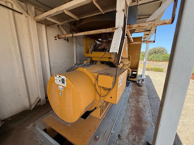 caterpillar-d379-image-7