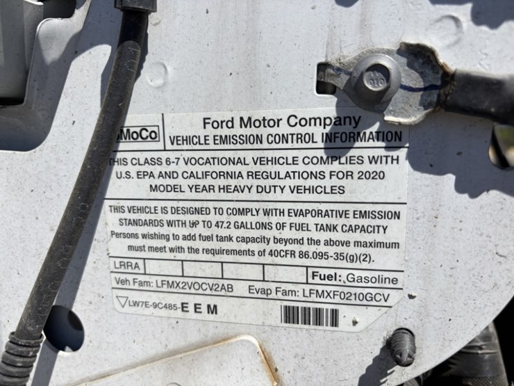 2021-ford-f650-image-12