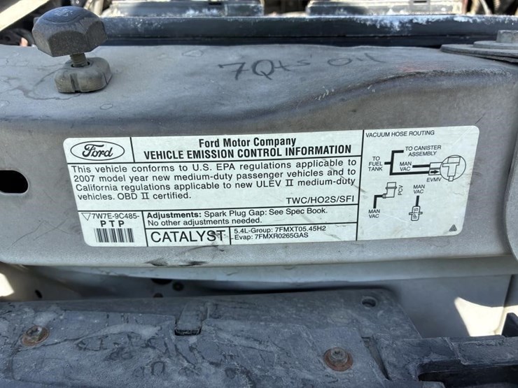 2007-ford-e350-image-12