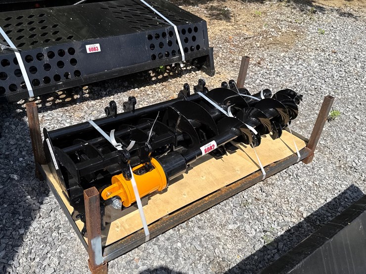 #6082-•-mini-excavator-attachment-package-image-1