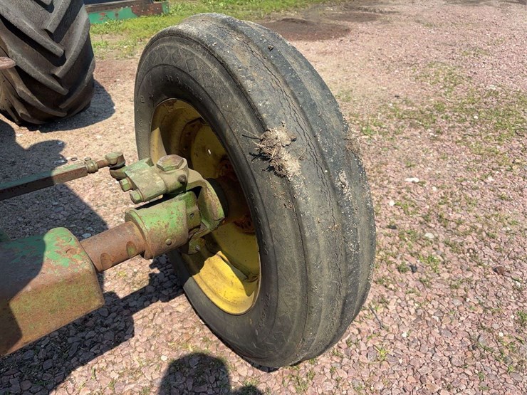 john-deere-630-image-94