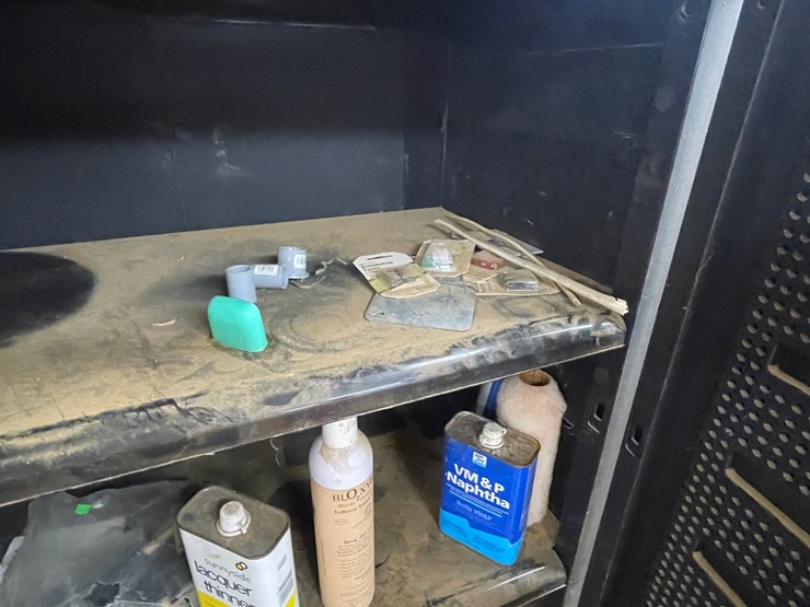 #7121-•-tool-cabinet-and-contents-image-5