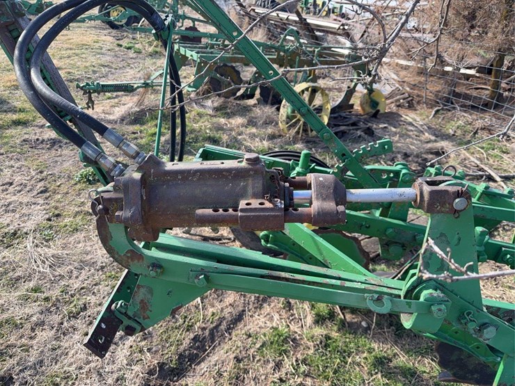 john-deere-no.-55-a-b-h-pull-type-three-bottom-plow-image-28