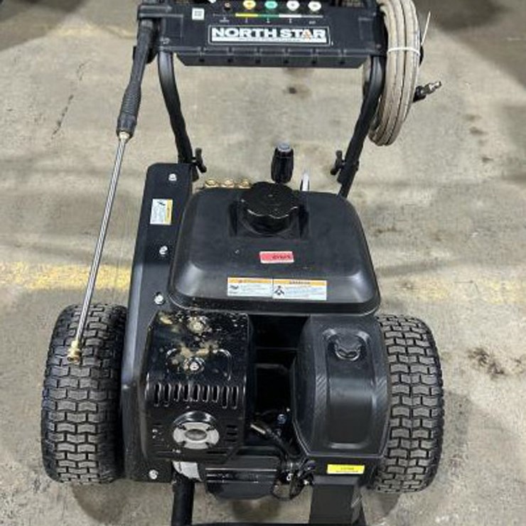 #211 • North Star Proven Performance Pressure Washer