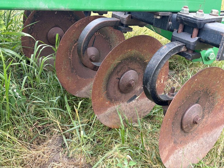 john-deere-2700-image-22