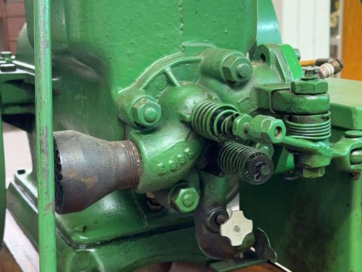 john-deere-112-image-14