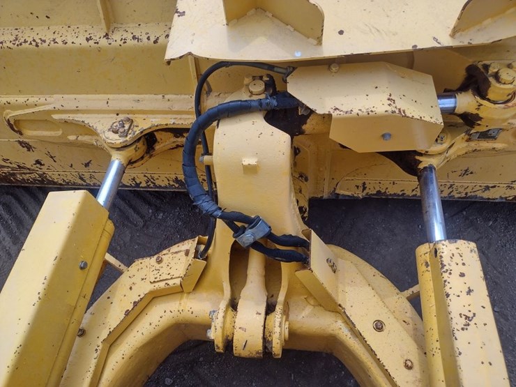 komatsu-d51pxi-22-image-26