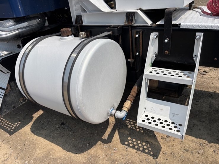 kenworth-t/a-truck-tractor-image-15