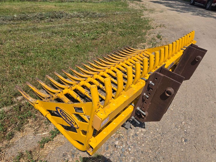 shoule-hb-7-rock-fork,-has-bolt-on-mounts,-84”-wide,-1-3/8”-round-bar-tine,-5”-spacing,-heavy-duty,-image-17