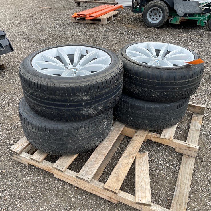 #4561 • (4) BMW 5-Bolt Rims with Tires