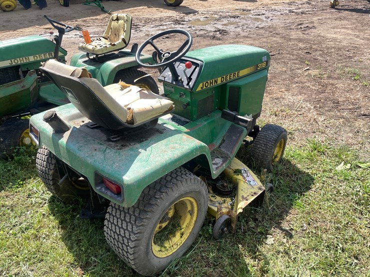 john-deere-318-image-5
