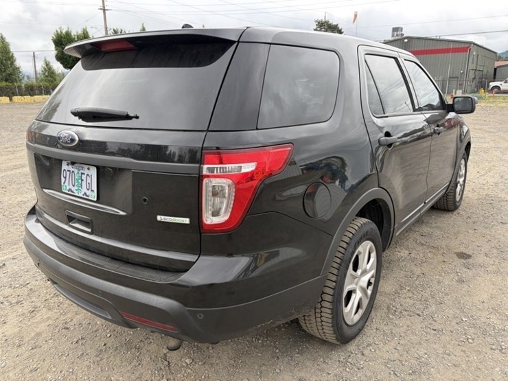 2014-ford-explorer-image-4