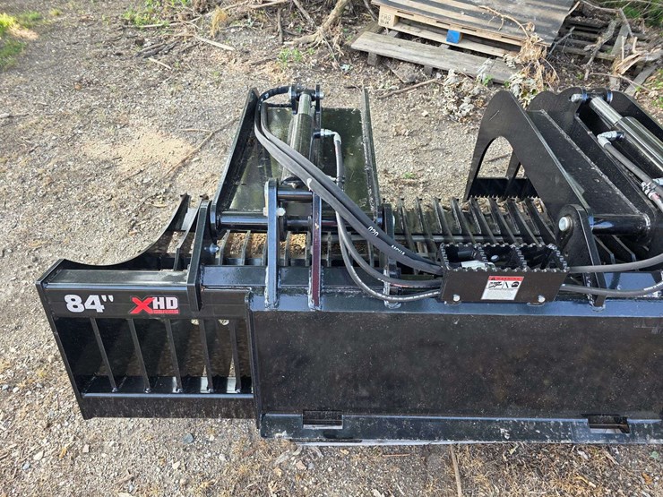 rock-solid-xhd-series-84”-heavy-duty-rock-bucket,-weights-1,700lbs,-made-from-½”-ar500-steel,-made-f-image-12