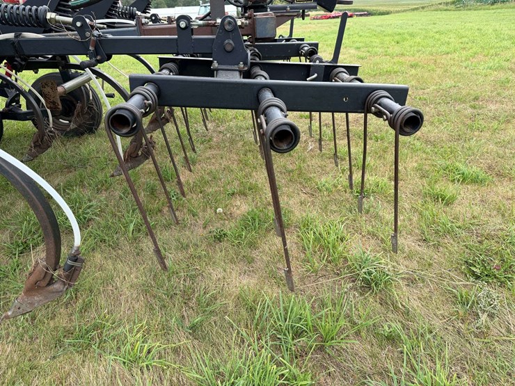 flexi-coil-model-340-41’-chisel-plow,-set-up-for-anhydrous-currently,-3-bar-coil-tine-harrow,-hydrau-image-17