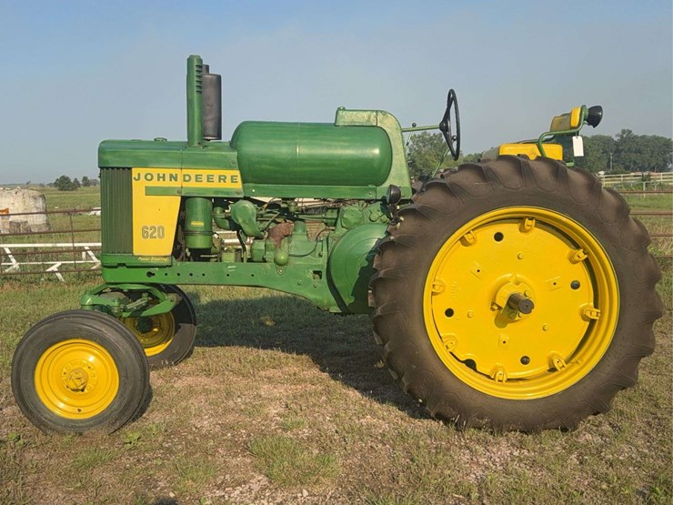john-deere-620-image-2
