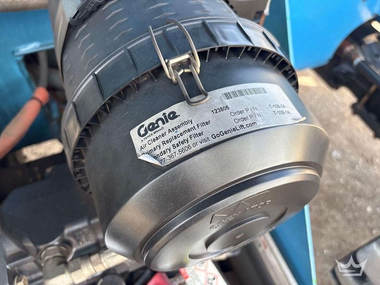 2012-genie-gth844-image-10