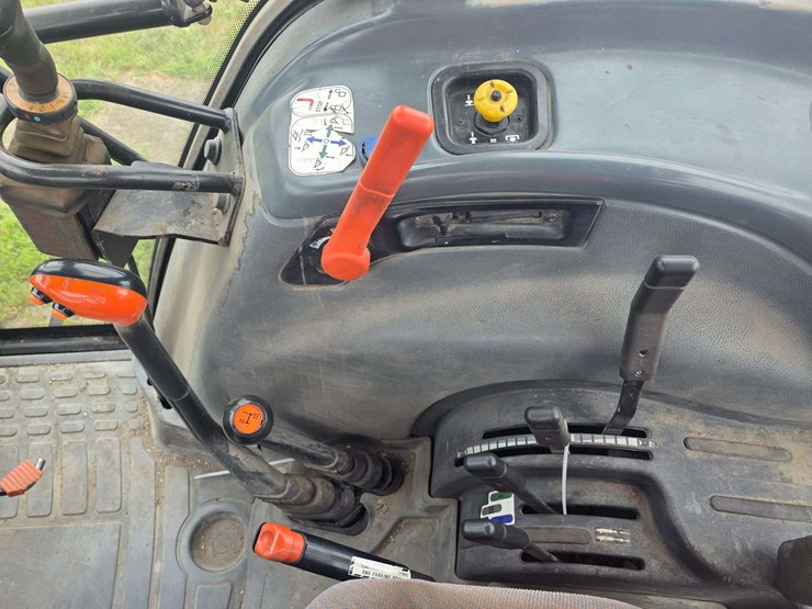 2002-new-holland-tl100-image-61