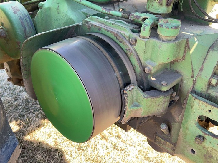 john-deere-720-image-26